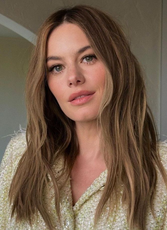 Camille rowe hair natural french chic