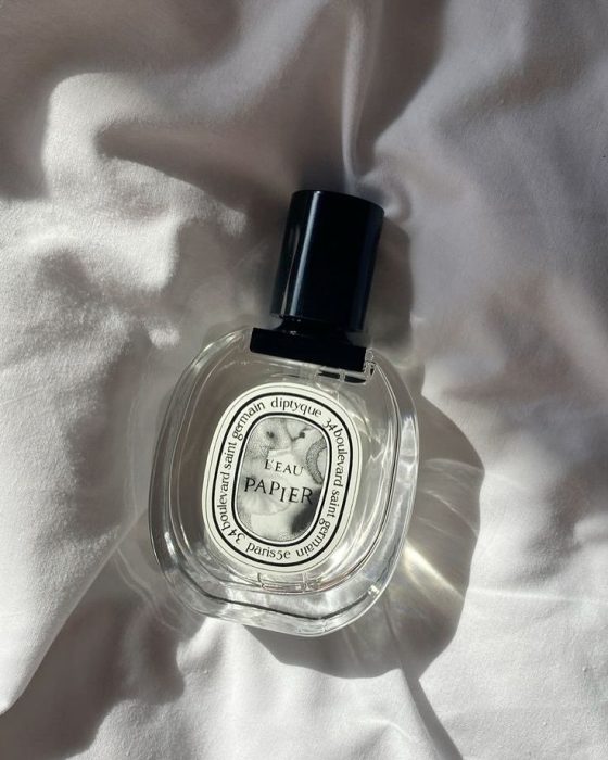 diptyque perfumes eau papier thfragrancevault