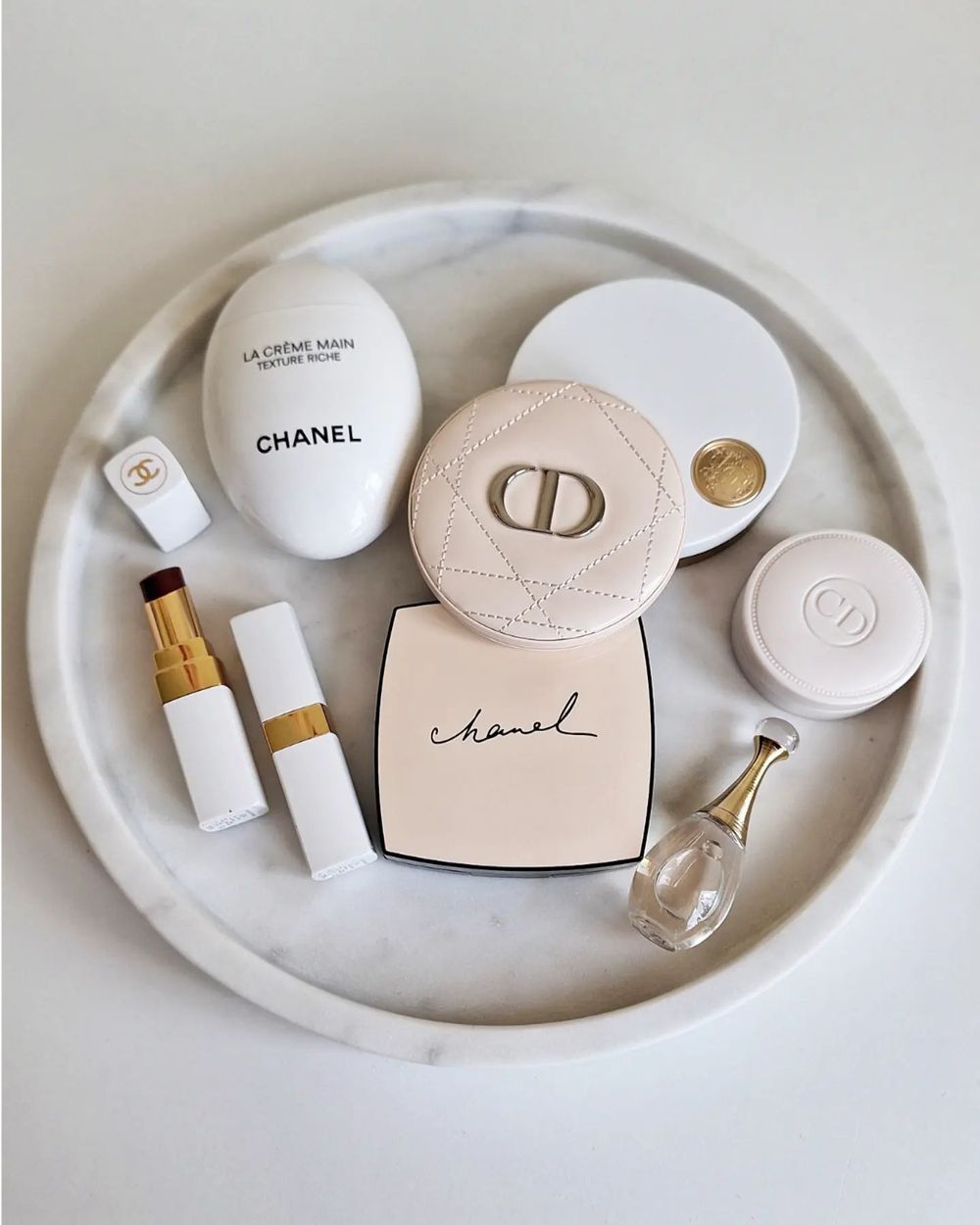 brand image  Dior vs Chanel