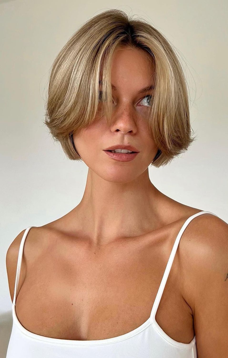 Short French Haircuts for women blonde