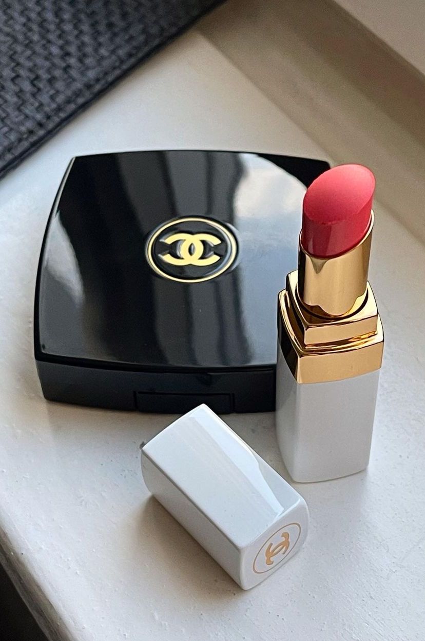 Chanel lipsticks ines.heli