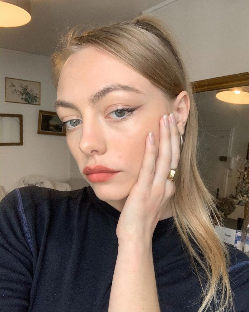 bring on the drama! striking cat- eye look by... How to Do the Cat Eye Look like the French 2026