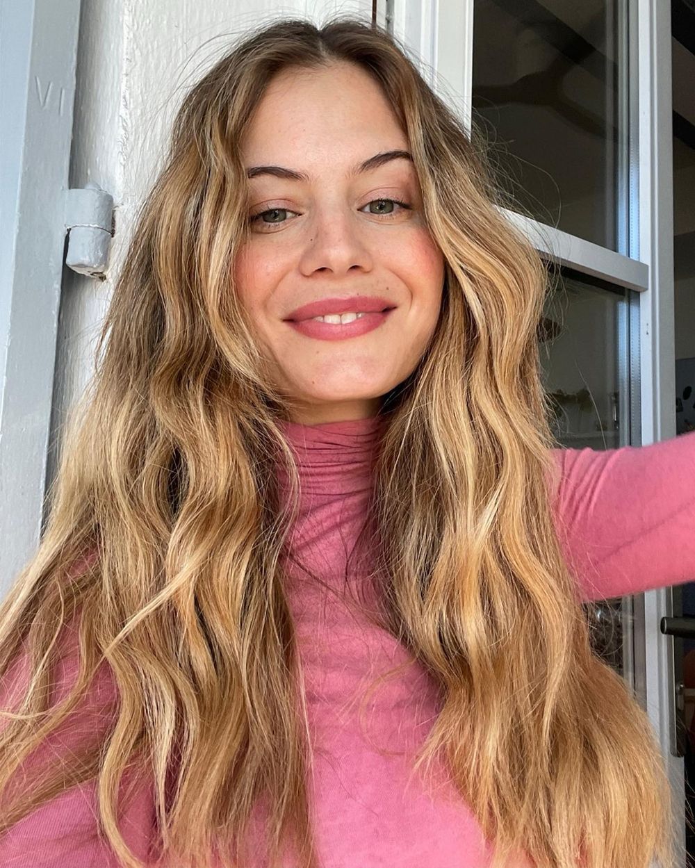 French wavy hairstyles parysatis