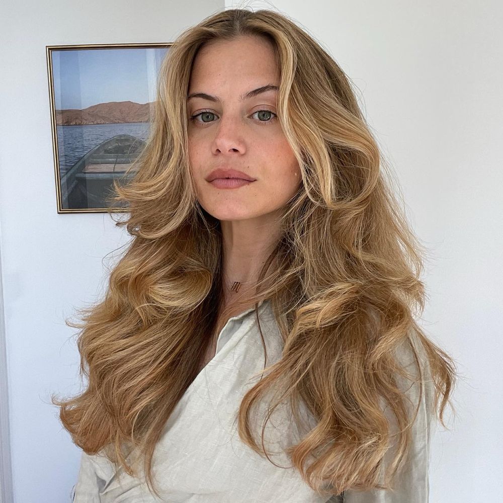 French Blonde hair colors parysatis