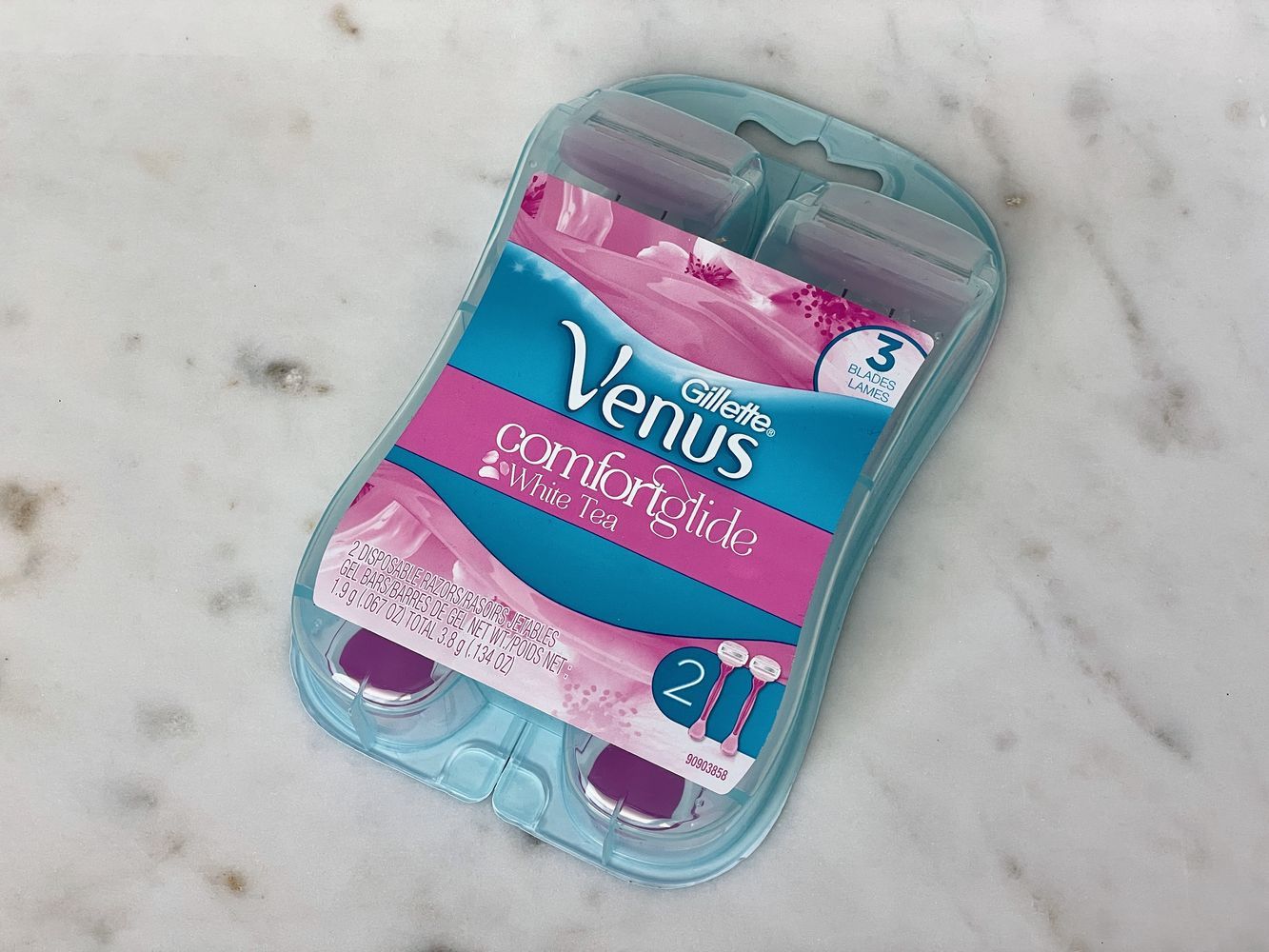 Venus ComfortGlide Womens Razor IMG_3808