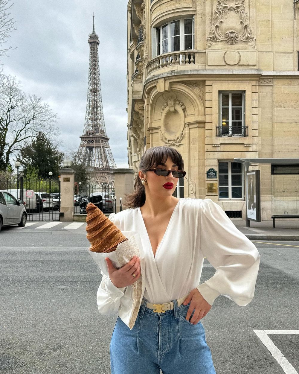 how to wear red lipstick like a French girl julie.lamrani